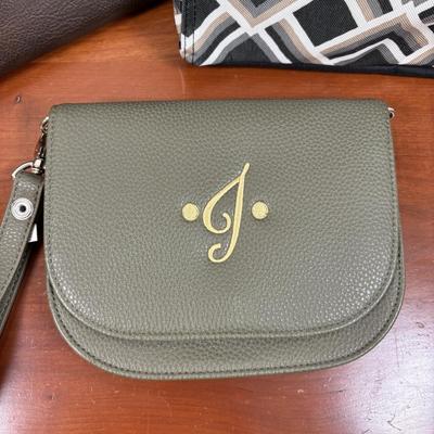 LOT 102: Thirty-One Tote Bag, Cooler Bag, Foldaway Unicorn Tote & Monogrammed Crossbody Bag