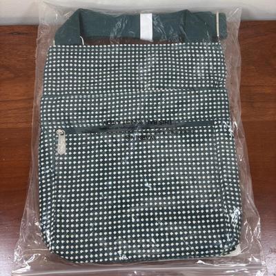 LOT 104: Set of (6) Thirty-One Bags