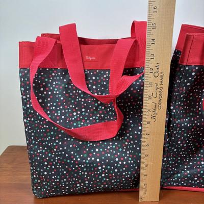 LOT 107: Set of (3) Thirty-One Storage Tote Bags