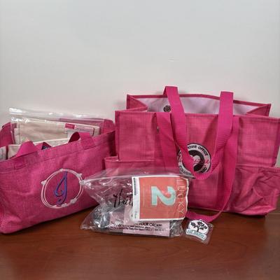 LOT 108: Thirty-One Monogrammed Utility Tote Bags, Cool Zip Snacker Bags & Signature Canvas Shine Bright Pillow Cover