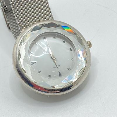 LOT 109: Movado Orb Desk Clock in Original Box and Prism Style Watch