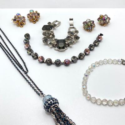 LOT 113: Vintage Rhinstone and More Jewelry