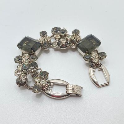 LOT 113: Vintage Rhinstone and More Jewelry