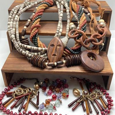 LOT 116: Vintage Beaded and Wood Jewelry