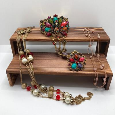 LOT 117: Colorful Fashion Jewelry - Napier and More