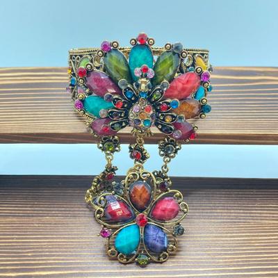 LOT 117: Colorful Fashion Jewelry - Napier and More