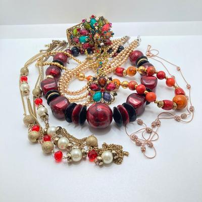 LOT 117: Colorful Fashion Jewelry - Napier and More