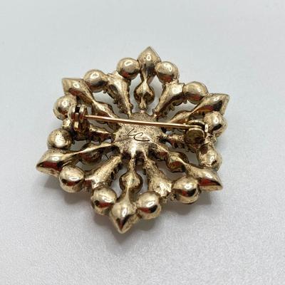 LOT 118: Vintage Earrings and Brooches - Art, Mjent, Ellen Designs, W Germany and More