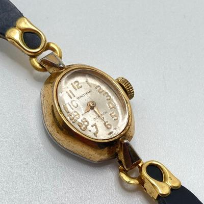 LOT 122: Vintage Swiss Watches - Sheffield, Waltham and Westfield