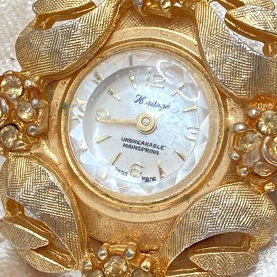 LOT 123: Vintage Watches - Swiss and More (Gruen, Lousanne, Heritagae, Geneva and Nelson)