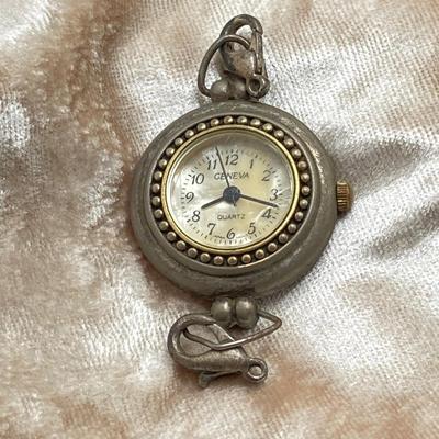 LOT 123: Vintage Watches - Swiss and More (Gruen, Lousanne, Heritagae, Geneva and Nelson)