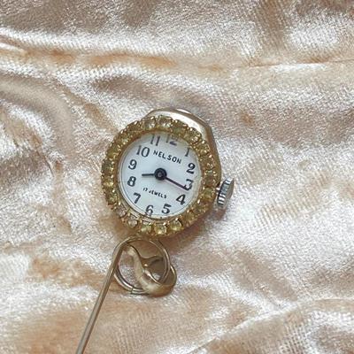 LOT 123: Vintage Watches - Swiss and More (Gruen, Lousanne, Heritagae, Geneva and Nelson)