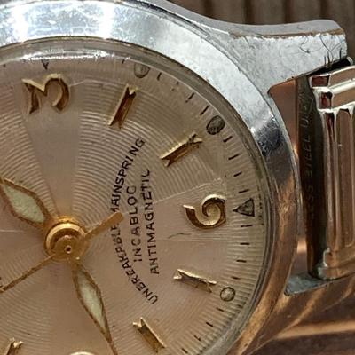 LOT 124: Vintage Watch Collection - Swiss Movt and More (ila, Sarwa, Effem, Merrill
