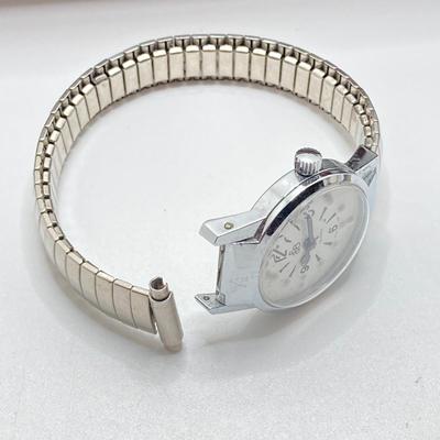 LOT 124: Vintage Watch Collection - Swiss Movt and More (ila, Sarwa, Effem, Merrill