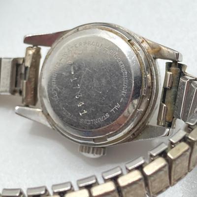 LOT 124: Vintage Watch Collection - Swiss Movt and More (ila, Sarwa, Effem, Merrill