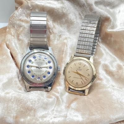 LOT 131: Vintage Swiss Watches - Lucerne and Onsa