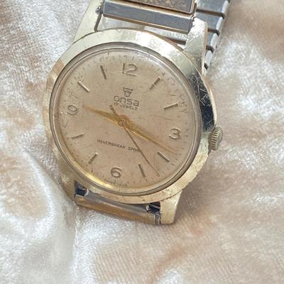 LOT 131: Vintage Swiss Watches - Lucerne and Onsa