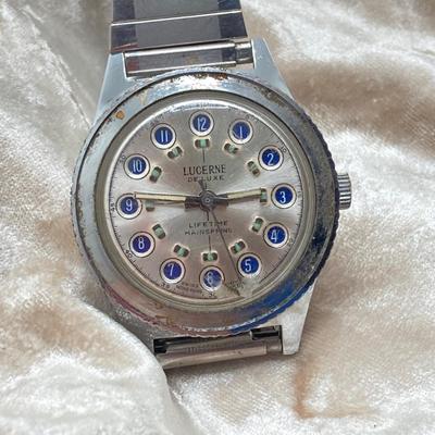 LOT 131: Vintage Swiss Watches - Lucerne and Onsa