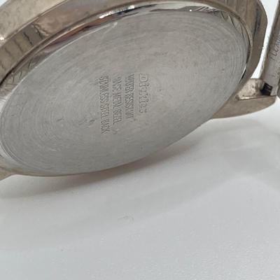 LOT 132: Vintage Watch Collection - Fossil Sun Moon Calendar, Tommy, Wilson, Dickies and Sergio Valente