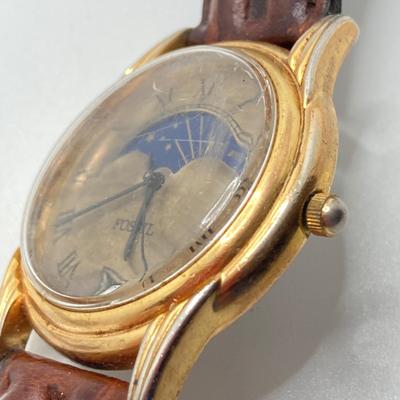 LOT 132: Vintage Watch Collection - Fossil Sun Moon Calendar, Tommy, Wilson, Dickies and Sergio Valente