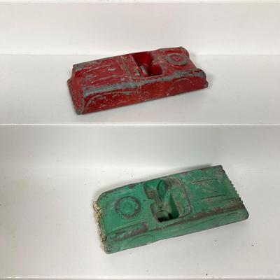 LOT 136: Vintage Toy Car / Truck Collection - Midge Toy, Tootsie Toy, Hot Wheels and More