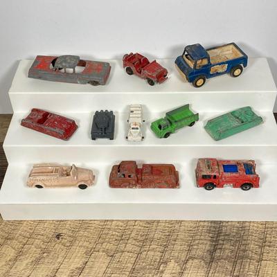 LOT 136: Vintage Toy Car / Truck Collection - Midge Toy, Tootsie Toy, Hot Wheels and More