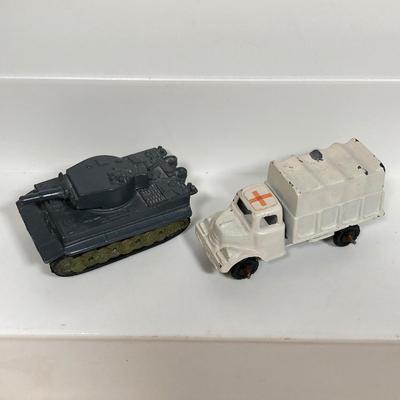 LOT 136: Vintage Toy Car / Truck Collection - Midge Toy, Tootsie Toy, Hot Wheels and More