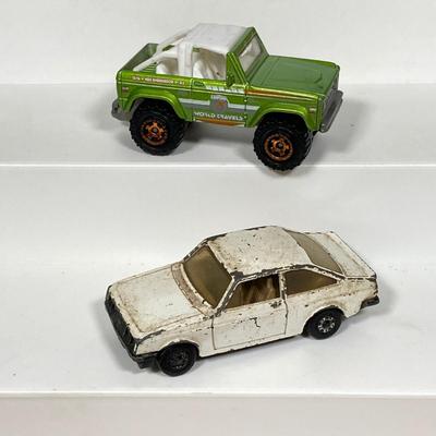 LOT 138: Vintage Toy Cars / Trucks and More - Hot Wheels, Matchbox and More