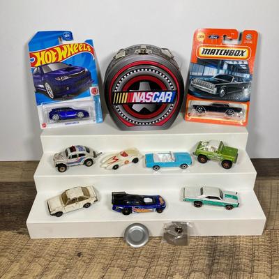 LOT 138: Vintage Toy Cars / Trucks and More - Hot Wheels, Matchbox and More