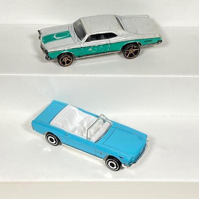 LOT 138: Vintage Toy Cars / Trucks and More - Hot Wheels, Matchbox and More