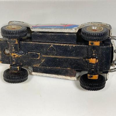 LOT 138: Vintage Toy Cars / Trucks and More - Hot Wheels, Matchbox and More