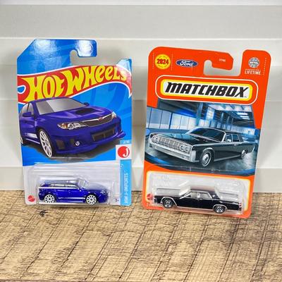 LOT 138: Vintage Toy Cars / Trucks and More - Hot Wheels, Matchbox and More