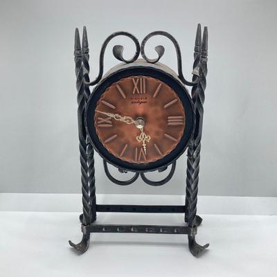 LOT 145: Pair of Mantle / Desk Clocks - Kienzle Antique and Seiko Quartz