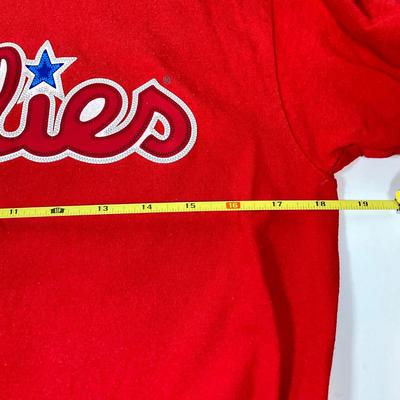LOT 146: Vintage Philadelphia Phillies Collection - Youth Tackle Twill Jim Thome #25 T-Shirt, Crocheted Phanatic, Italian Baseball Cap,...