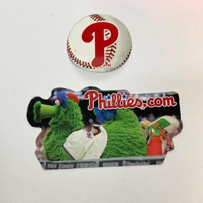 LOT 146: Vintage Philadelphia Phillies Collection - Youth Tackle Twill Jim Thome #25 T-Shirt, Crocheted Phanatic, Italian Baseball Cap,...