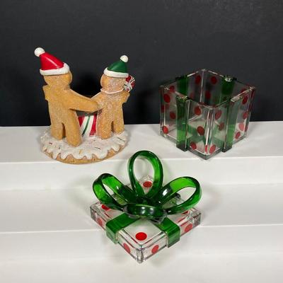 LOT 148: Collection of Vintage Christmas / Holiday Decorations / Ornaments - Yankee Candle, Disney, Sesame Street, Elvis and More