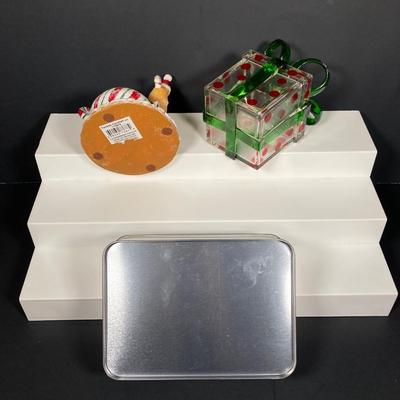 LOT 148: Collection of Vintage Christmas / Holiday Decorations / Ornaments - Yankee Candle, Disney, Sesame Street, Elvis and More