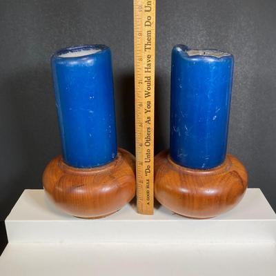 LOT 152: Vintage Country Decor / MCM Wood Collection