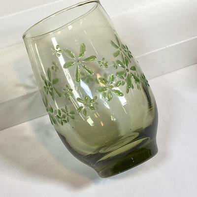LOT 153: Six Libbey's Mint Bouquet Green Mid-Century Modern Glassware