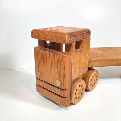 LOT 154: Cool Toy Truck Collection - Jada Toys Tow Truck, 1998 7-Eleven Collectible Toy Wrecker and Wooden Flat Bed Tractor / Trailer