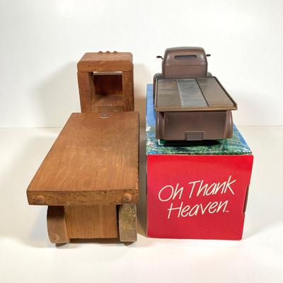 LOT 154: Cool Toy Truck Collection - Jada Toys Tow Truck, 1998 7-Eleven Collectible Toy Wrecker and Wooden Flat Bed Tractor / Trailer