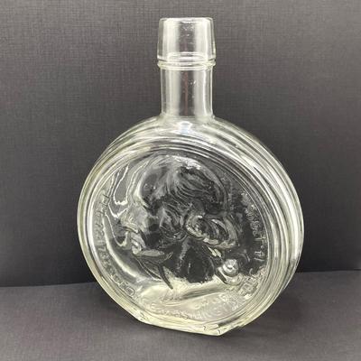 LOT 155: Vintage Uncle Sam Bank, George Washington Clear Glass Bottle, Federal Reserve Bank of Philadelphia Shredded Paper Bills, No Cash...