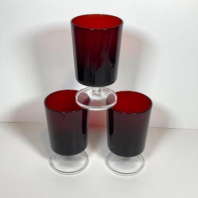 LOT 158: Entertaining / Bar Collection - Diamond Shaped Decanter, Shot Glasses, Ruby Red Glasses, Bookbinder's Stirrers, Libra Cloth...