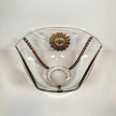 LOT 159: Mid-Century Modern Collection - Georges Briard Bowl, Nigor Amber Italy Grapes Salt and Pepper Shakers, Love Is Mug and More