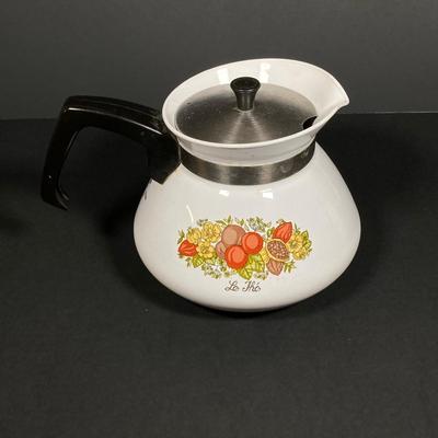 LOT 161: Vintage Corning Ware Pyrex Spice of Life Collection and Six Arcoroc France Glass Dishes