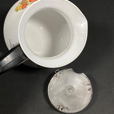 LOT 161: Vintage Corning Ware Pyrex Spice of Life Collection and Six Arcoroc France Glass Dishes