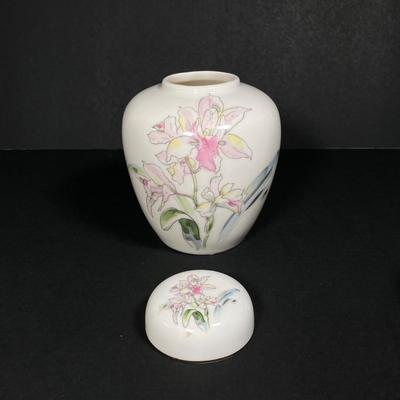 LOT 162: Beautiful Hand Painted and Framed Work of Art by Artist Elma C. Davidson, Mosaic Planter and Japan Ginger Jar