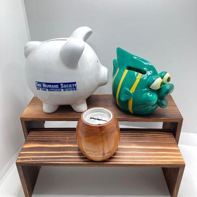 LOT 163: Collection of Coin Banks - Vintage Rexair Vacuum, Humane Society Piggy, Tropical Fish and Souvenir Barrell