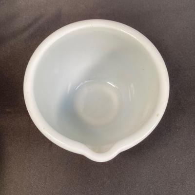 LOT 167: Vintage Sunbeam Mixer, Green Pyrex Mixing Bowl and Wooden Oven Stick