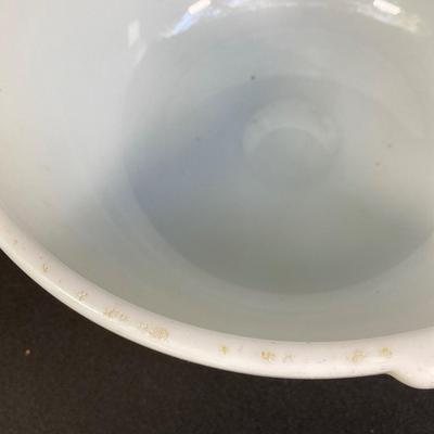 LOT 167: Vintage Sunbeam Mixer, Green Pyrex Mixing Bowl and Wooden Oven Stick